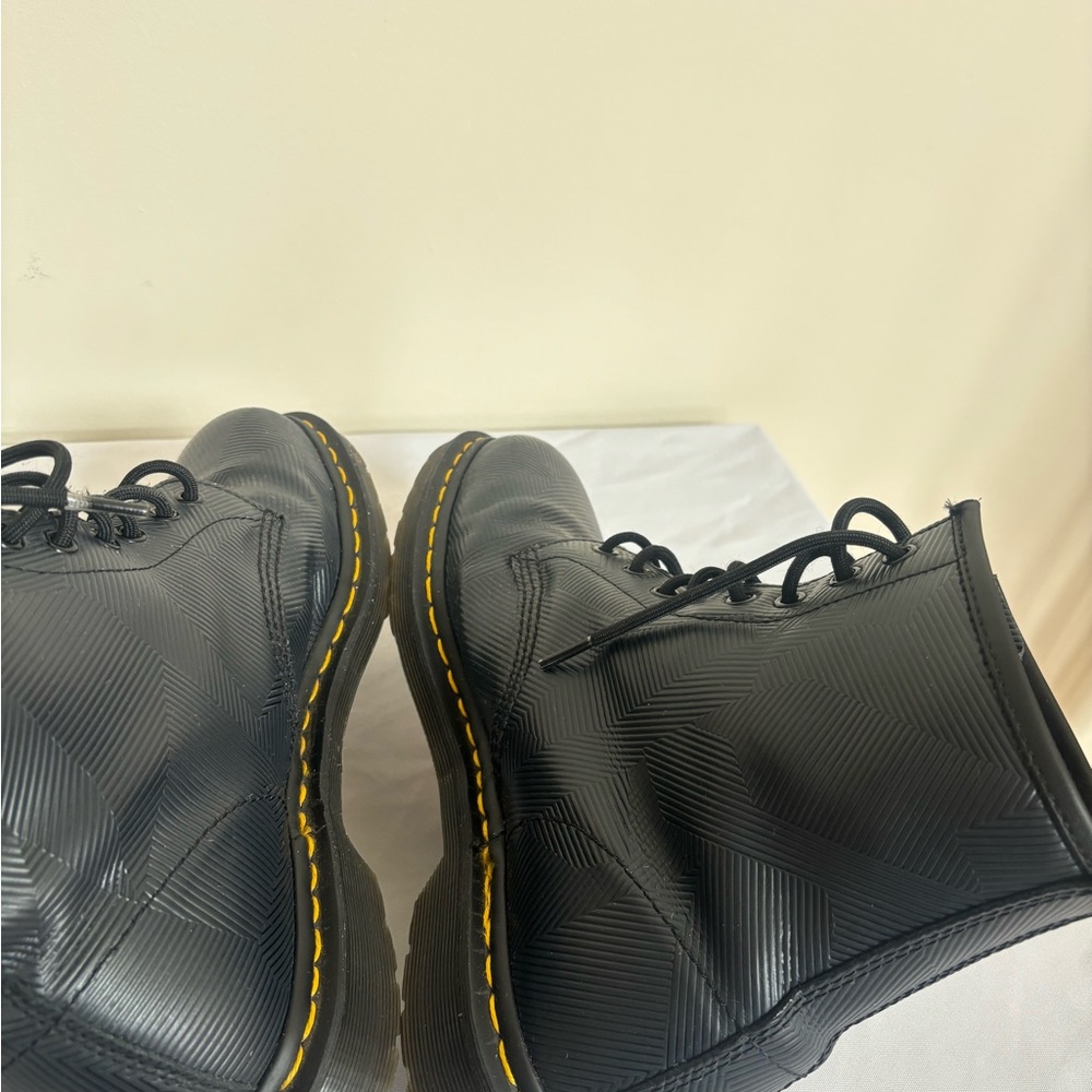 Doc martens 1460 geostripe boots men’s size 10 - Picture 4 of 12